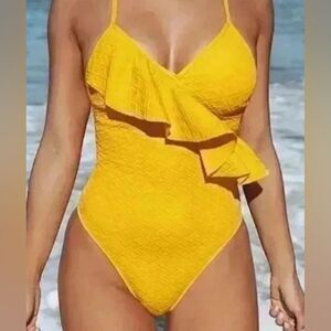 Cupshe yellow ruffle lace up back one piece size medium